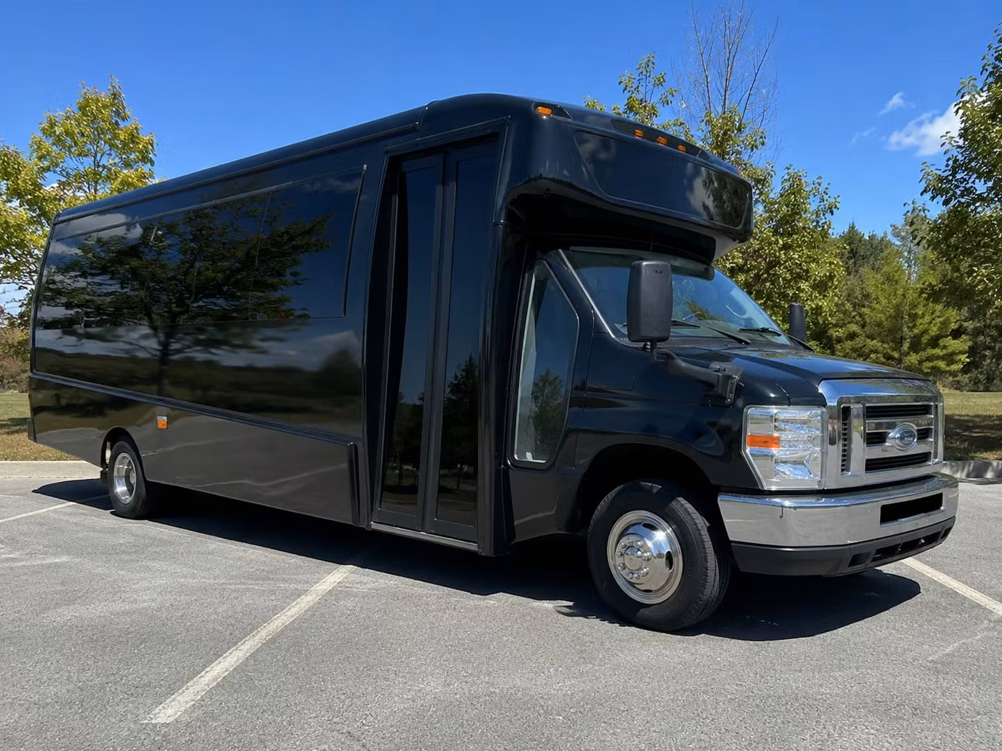minibus rentals in blaine for smaller concert groups headed to varsity theater or first avenue