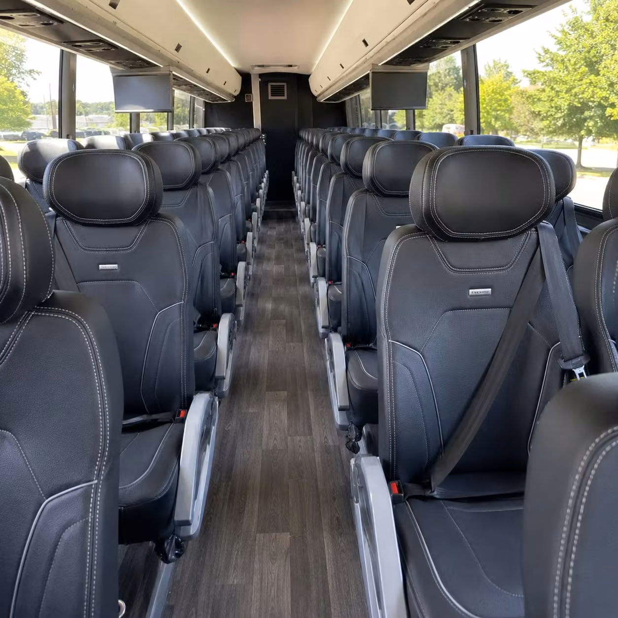 sports team fan charter bus rentals in blaine